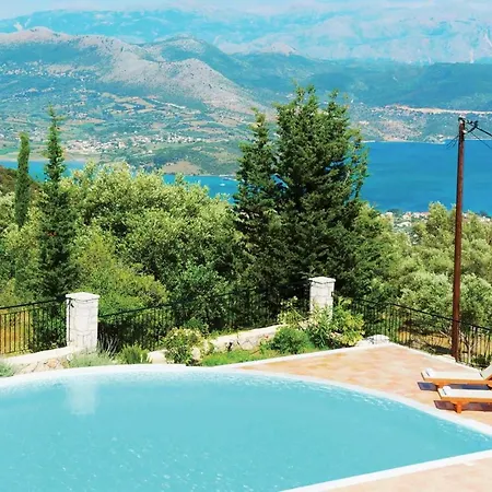 فيلة Spanochori Sleeps 4 Air Con Wifi
